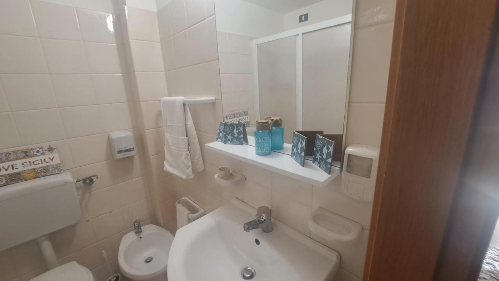 Marimare B&B Pozzallo Buitenkant foto